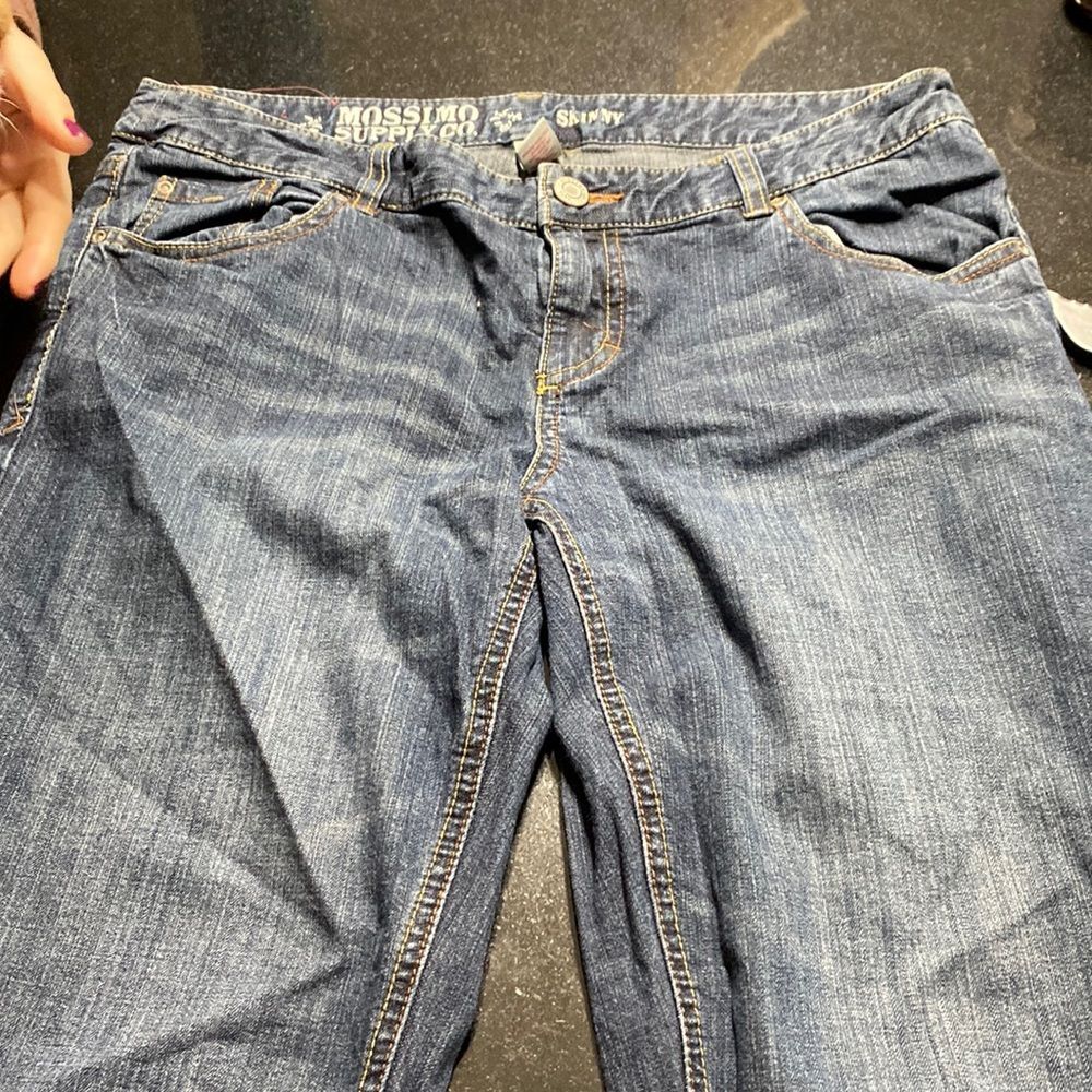 Skinny Mossimo supply company, jeans, pockets in the front and back size 13 blue